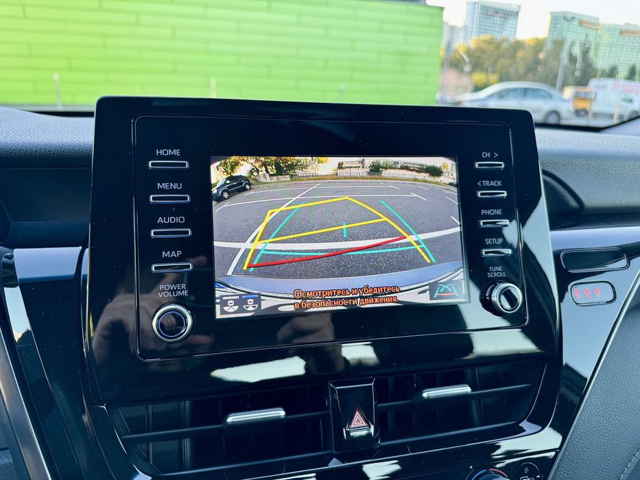 Toyota Camry Elegance+ Hybrid