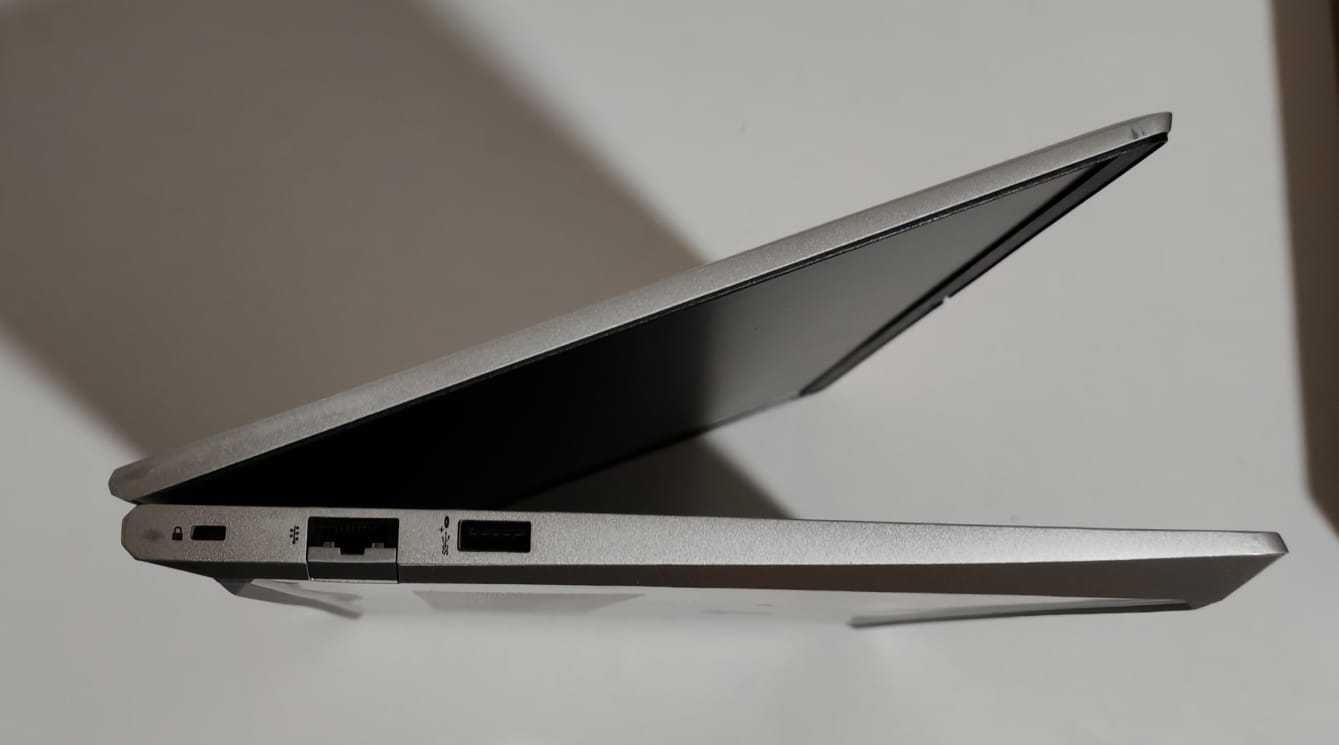 Portátil HP 440 ProBook G10-i7 1355U | 1TB | 32GB Ram | Como Novo