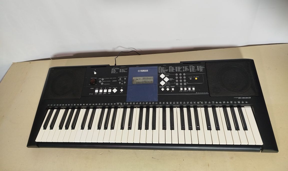 Синтезатор Yamaha PSR E333 61 динамічна клавіатура