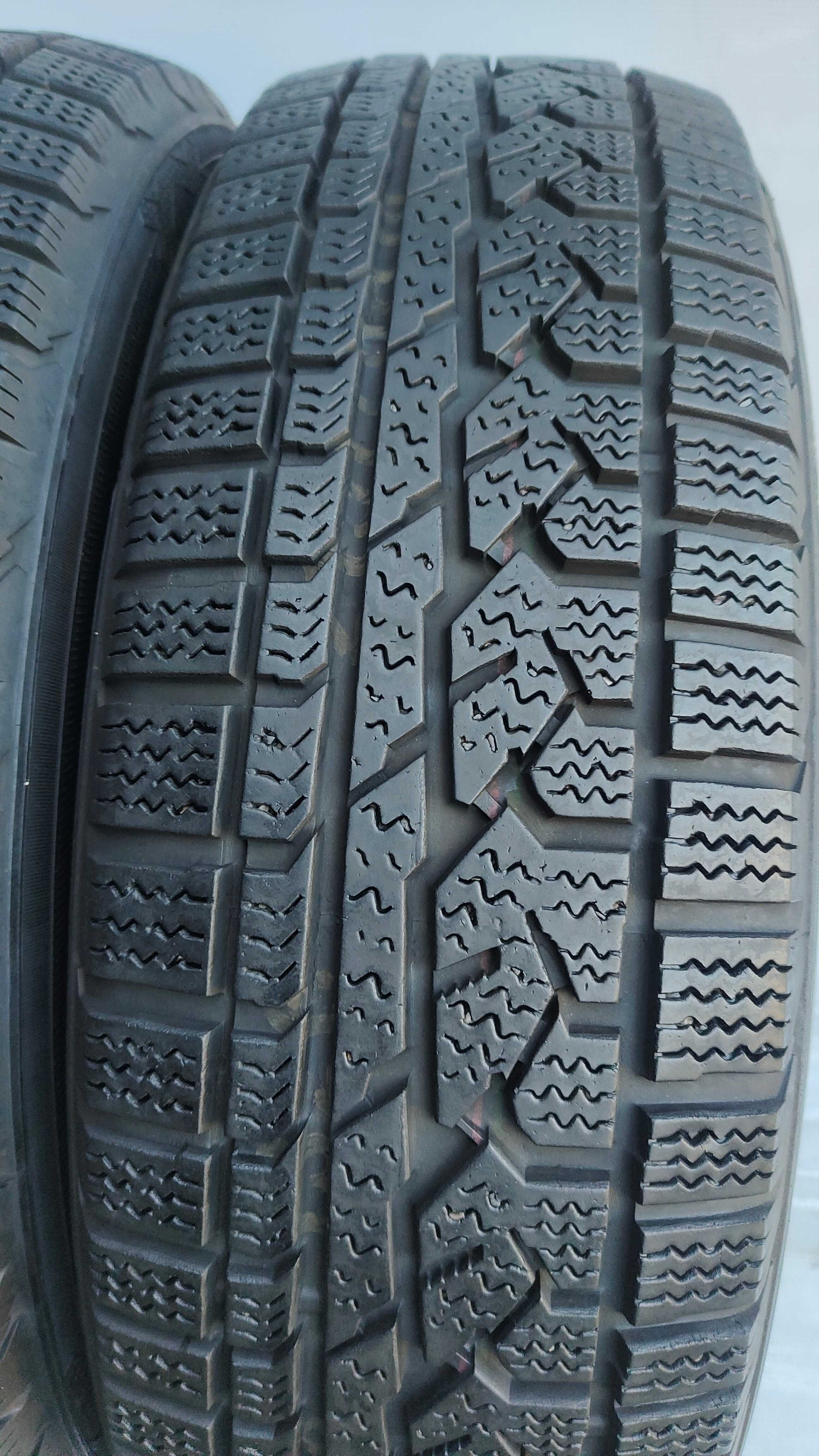 Opony Zimowe 215/70/16 Kumho 2szt 7,5mm