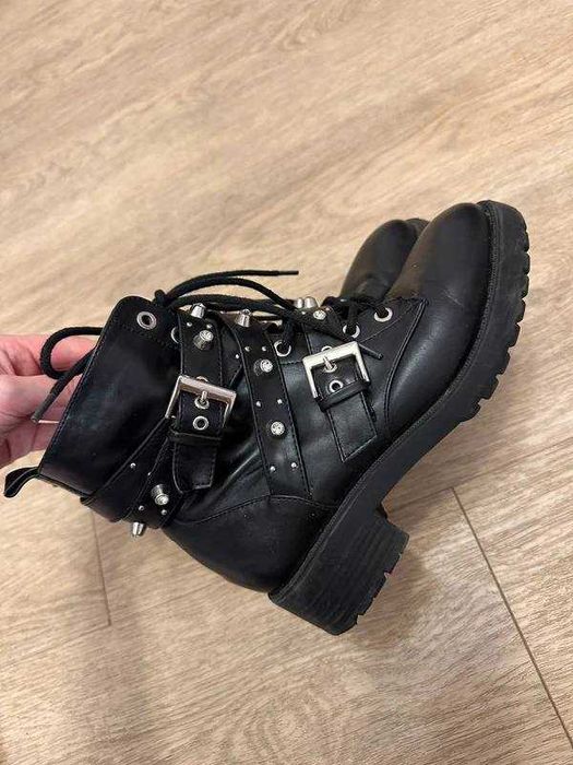 stylowe buty reserved