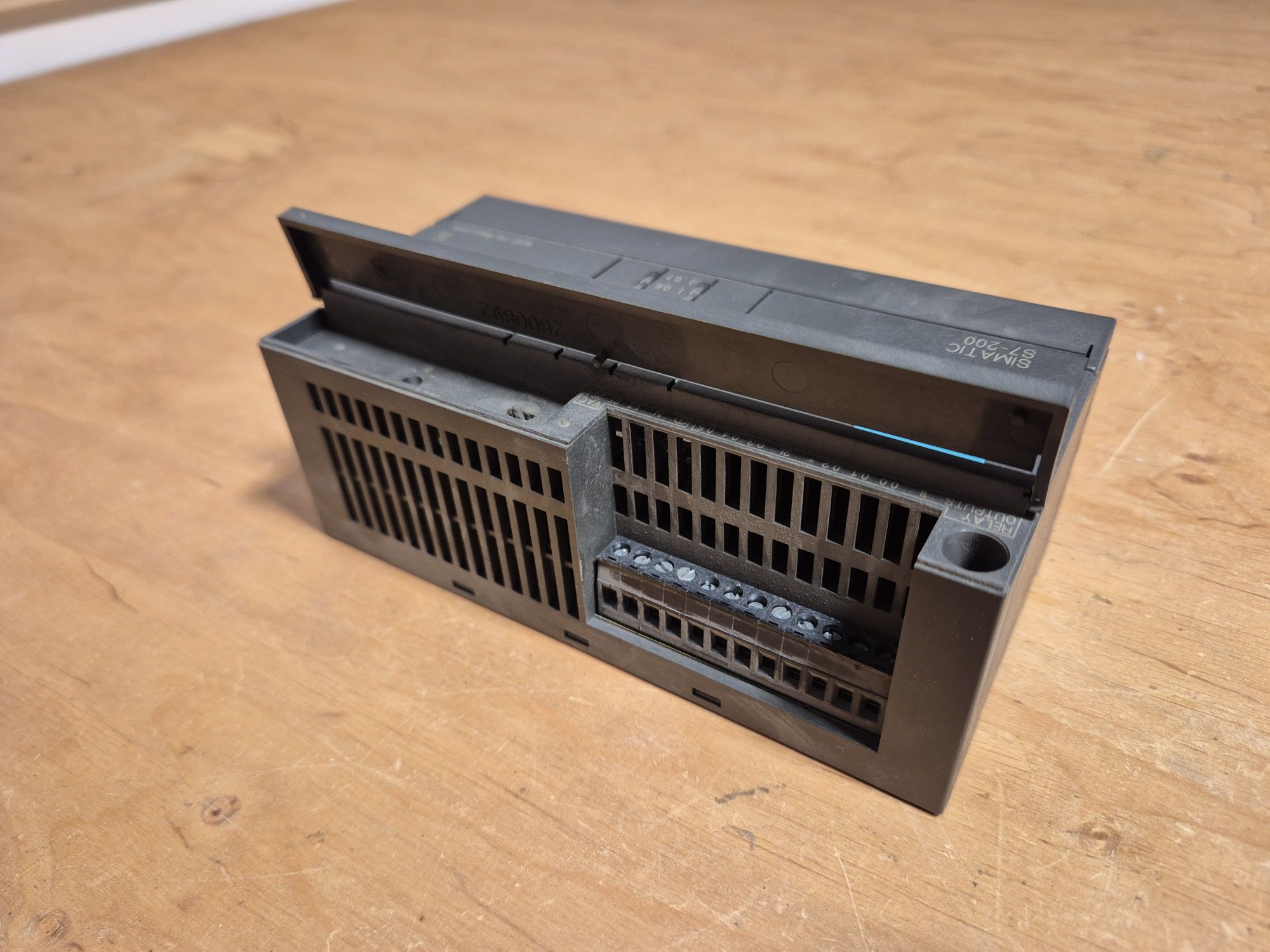 Sterownik PLC CPU 212 Simatic S7-200 6ES7 212-1BA01-0XB0
