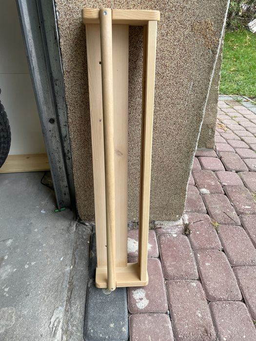 Polka wisząca  na książki Ikea Flisat