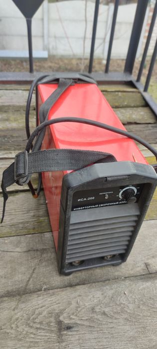 Инверторный сварочный аппарат ИСА 200