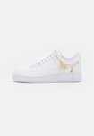 Nike 37,5 Buty Damskie Air Force 1 '07 Lx Skórzane Białe Sneakersy T83