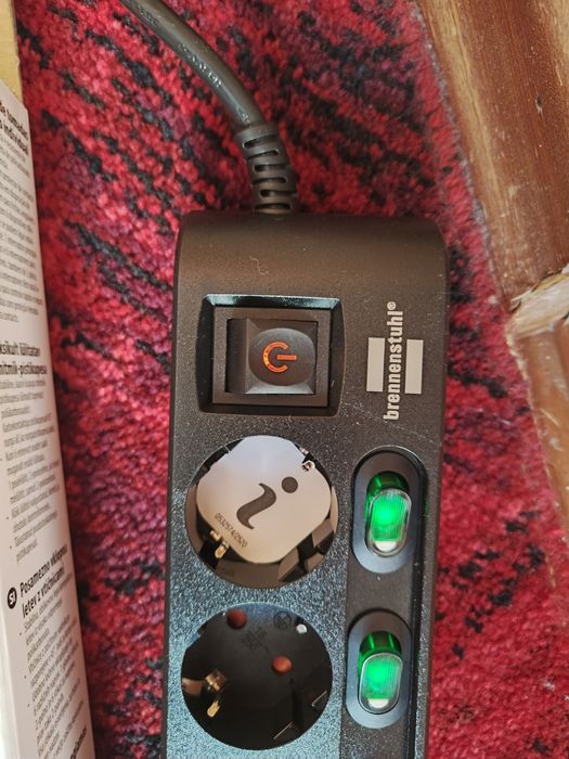 Przedłuzacz zasilający Listwa 6 Gniazd indywidualne wyłączniki 2 m cza