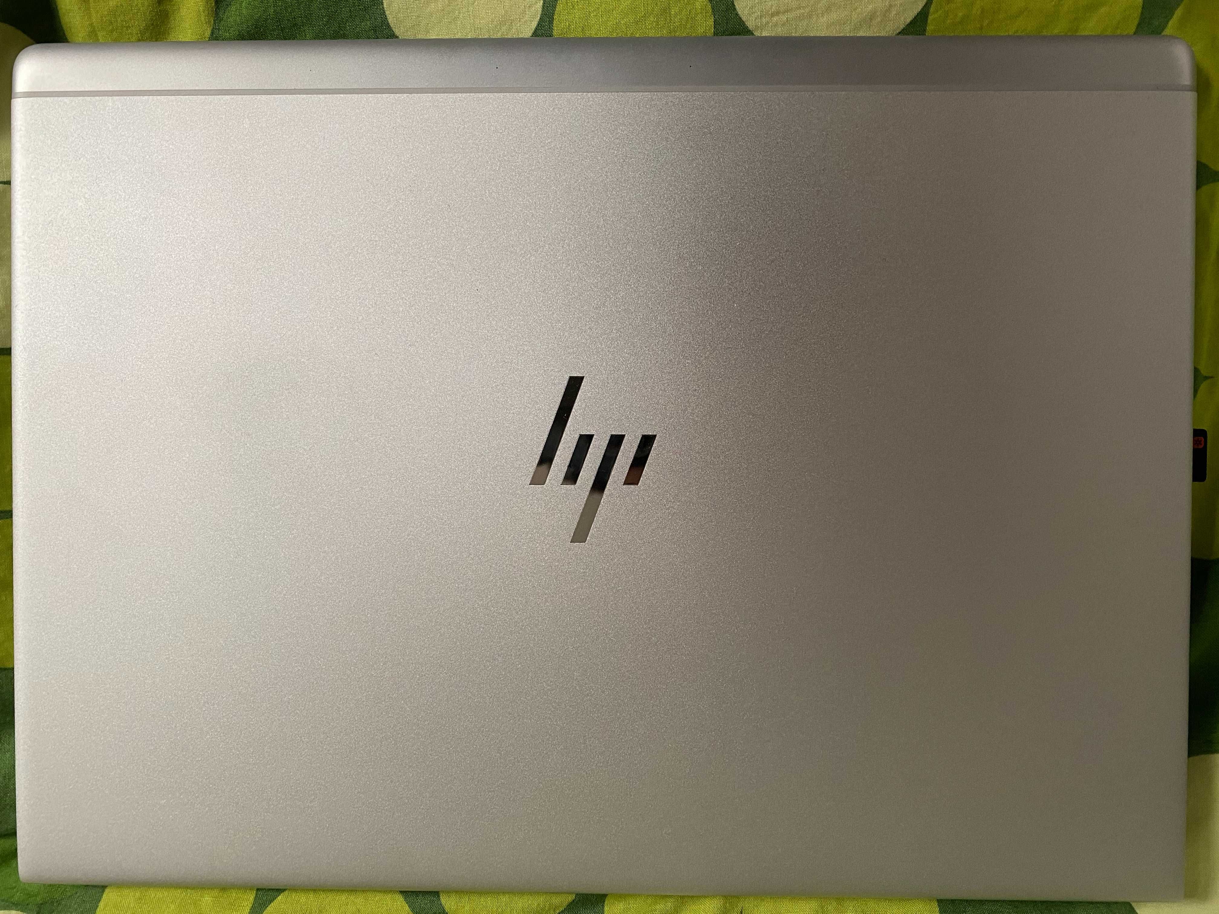 HP EliteBook 830 G5 + stacja dokująca HP