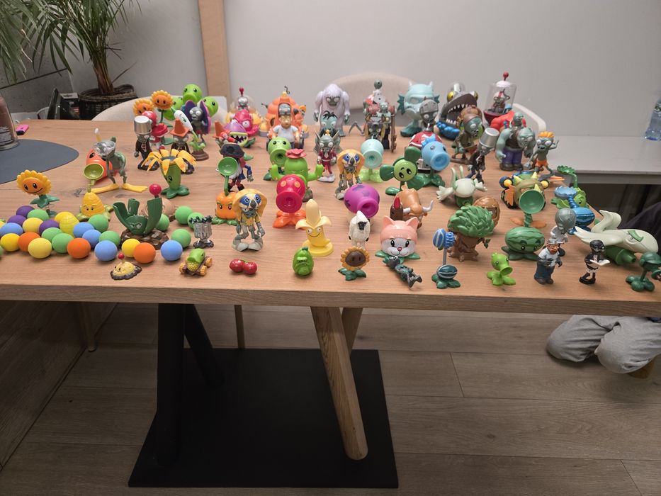 Zestaw figurek Plants vs Zombies