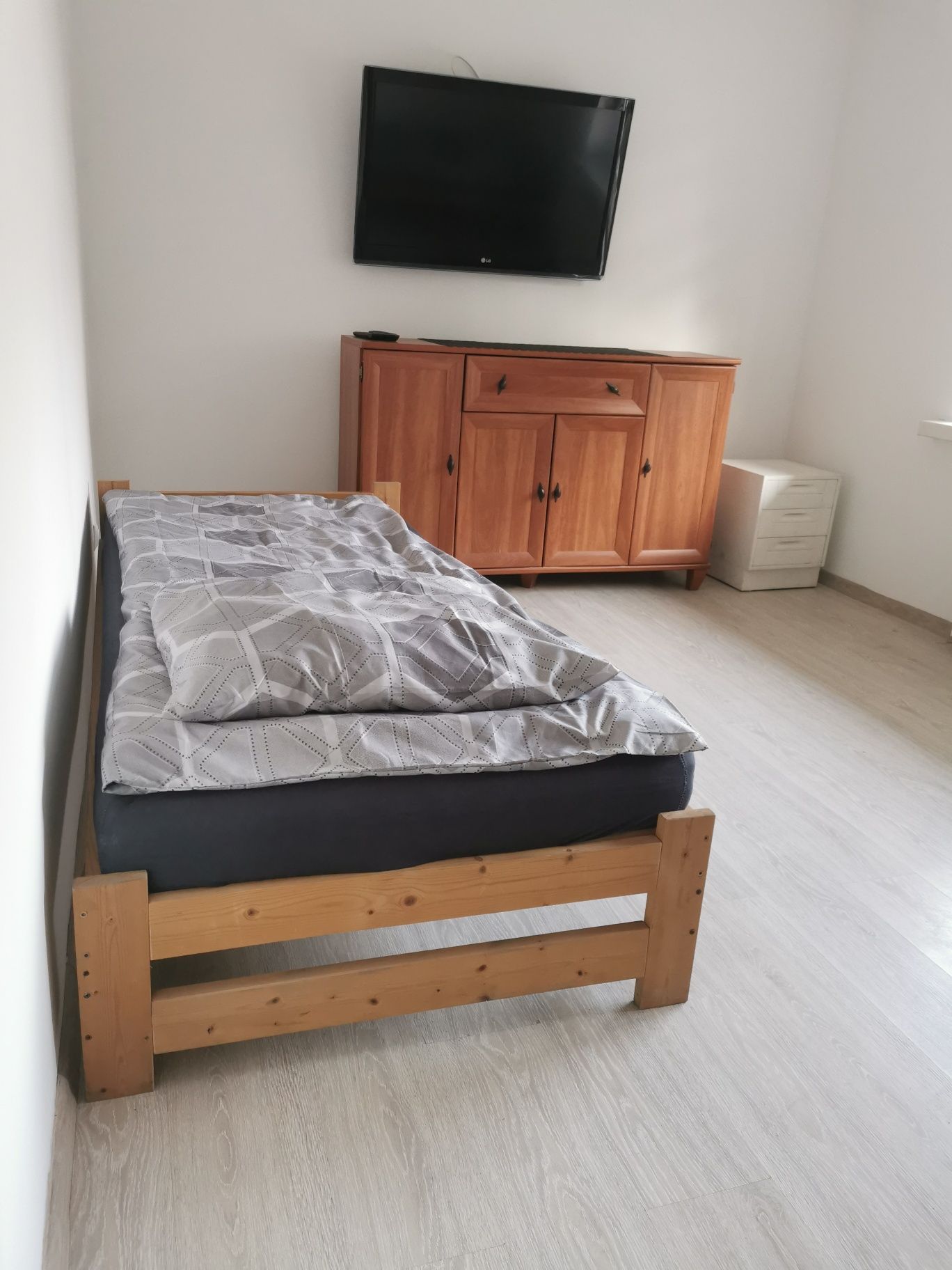 Wynajem 3 piętrowego Domu w Sosnowcu