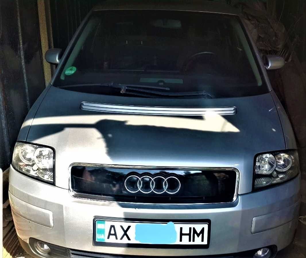 Автомобиль AUDI A2