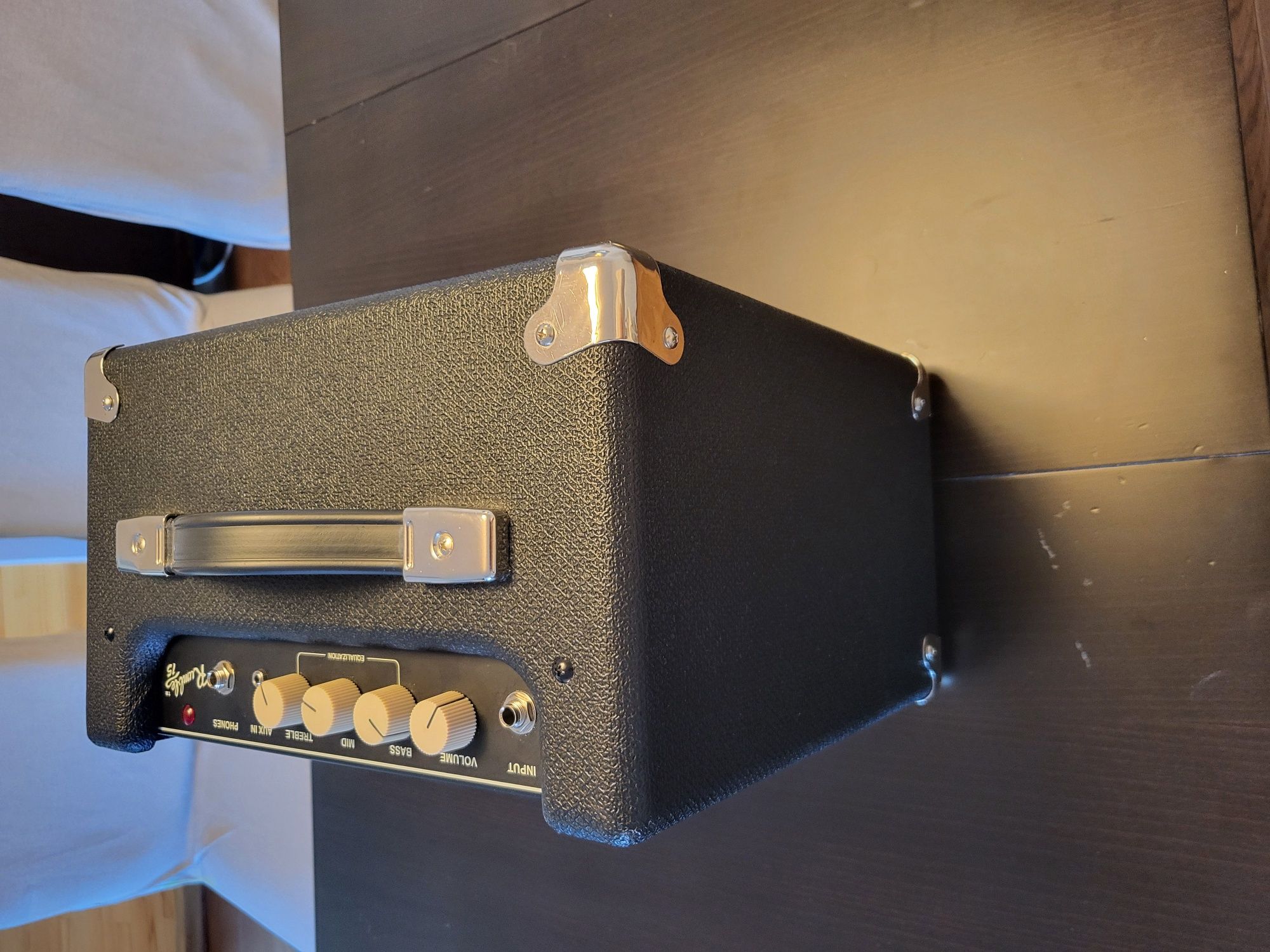 Wzmacniacz do basu Fender Rumble 15
