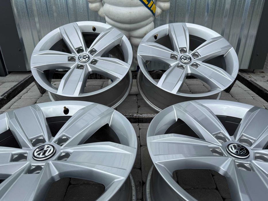 Диски VW R17 5x112 7J ET40 Passat B7 B8 Tayron Tiguan Magotan Q3 Skoda