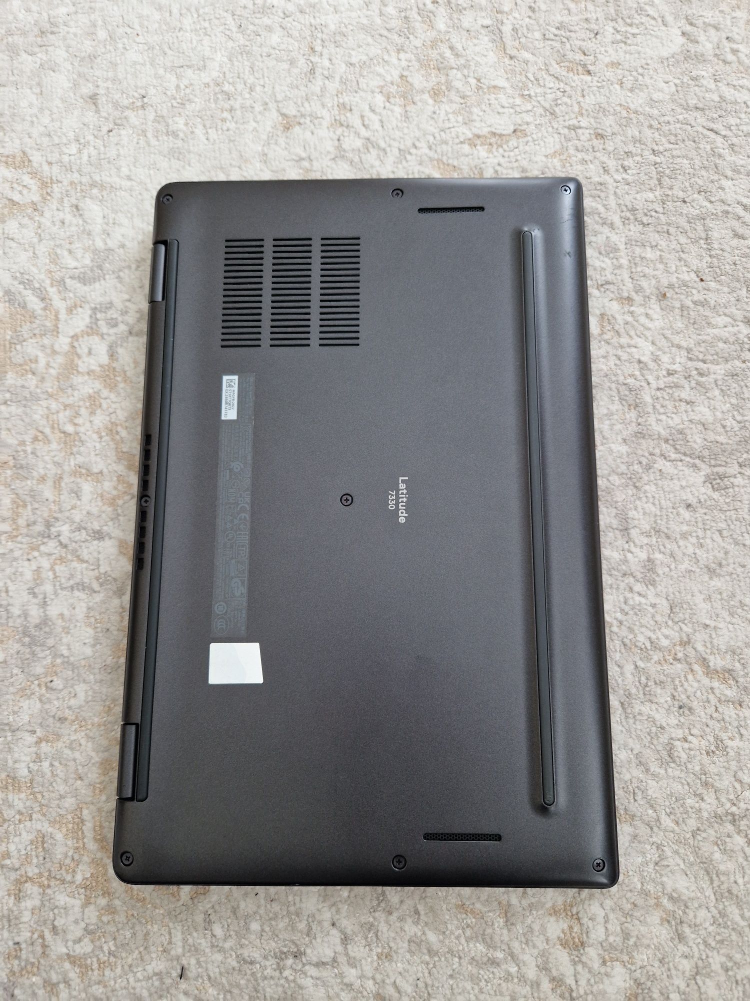 Dell latitude 7330 core i5 1245u 16ram 13.3 fhd