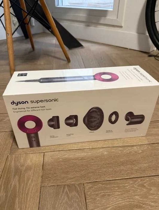 Nowa Suszarka do włosów Dyson Supersonic HD08