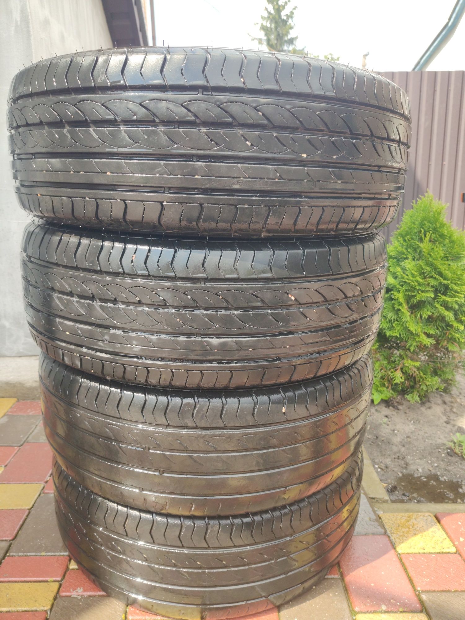 Продам шины 195/55 R16 лето