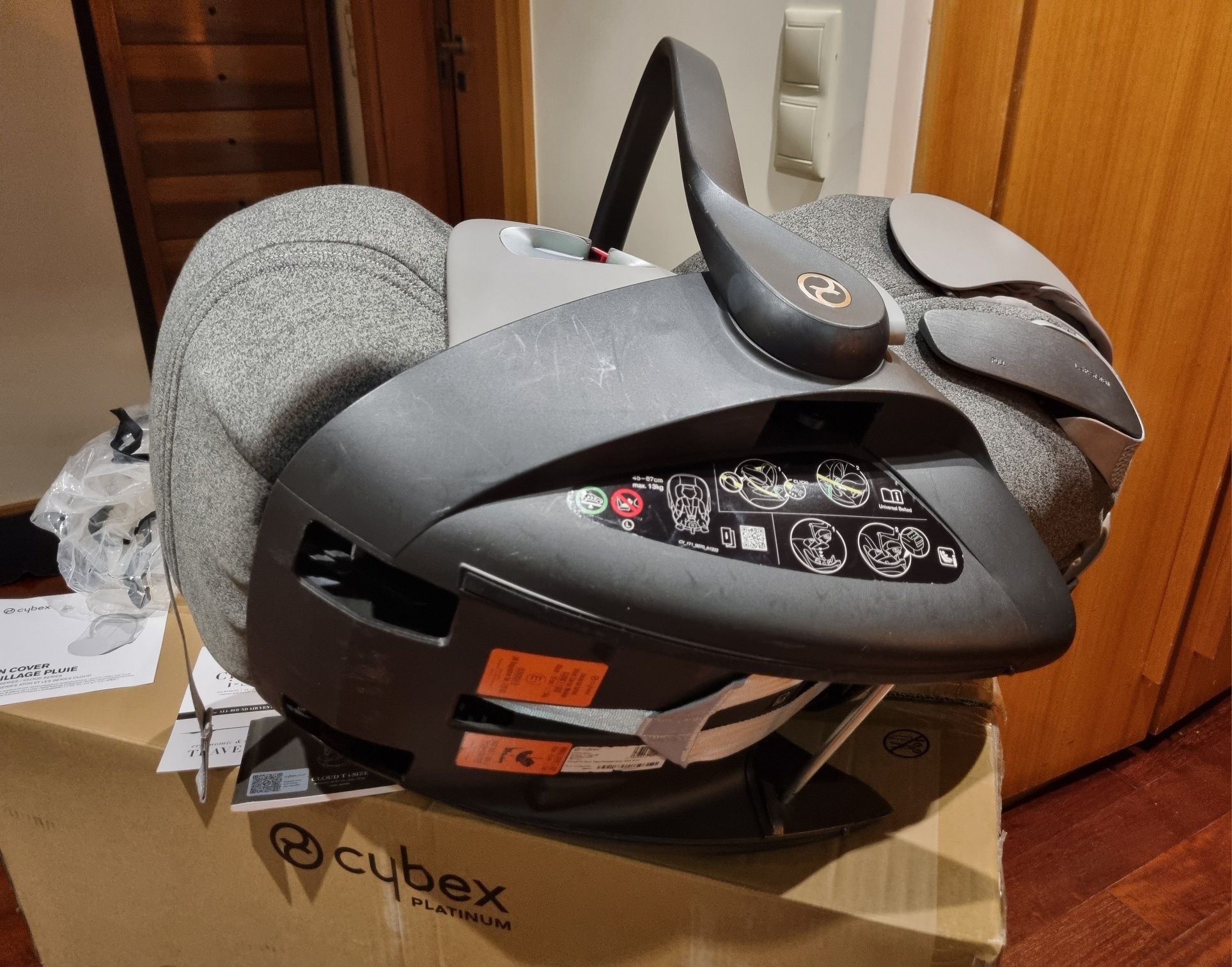 Cybex Cloud T i-Size Plus cinza cadeira auto babycoque bebé criança