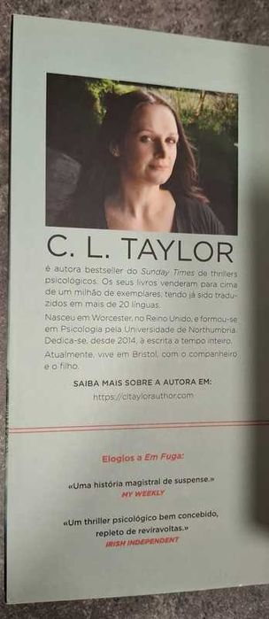 Em Fuga // C. L. Taylor