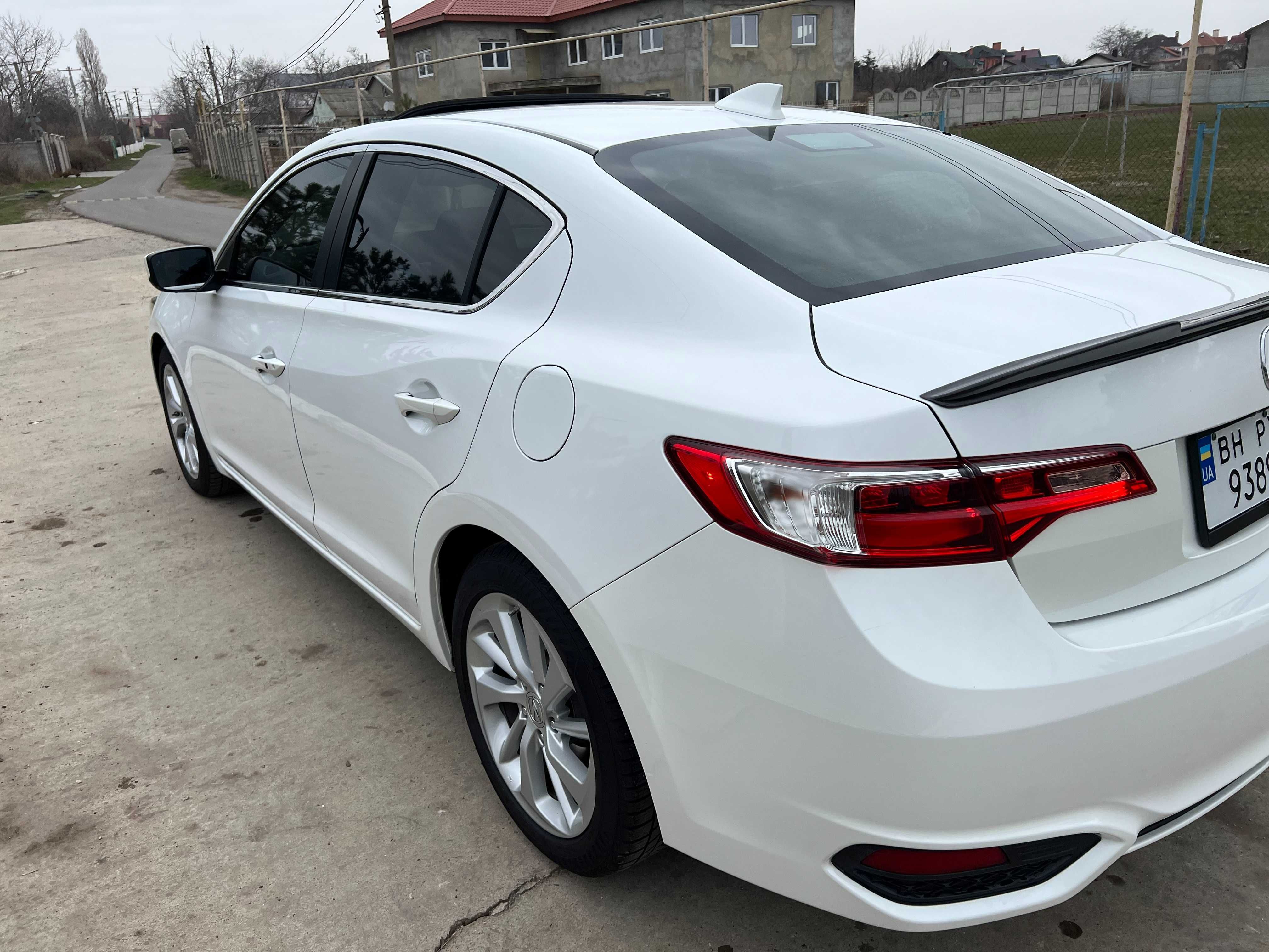 Продам Acura ilx