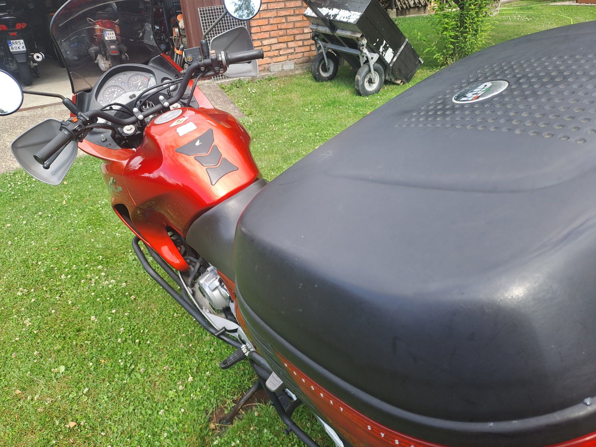 Honda Transalp 650