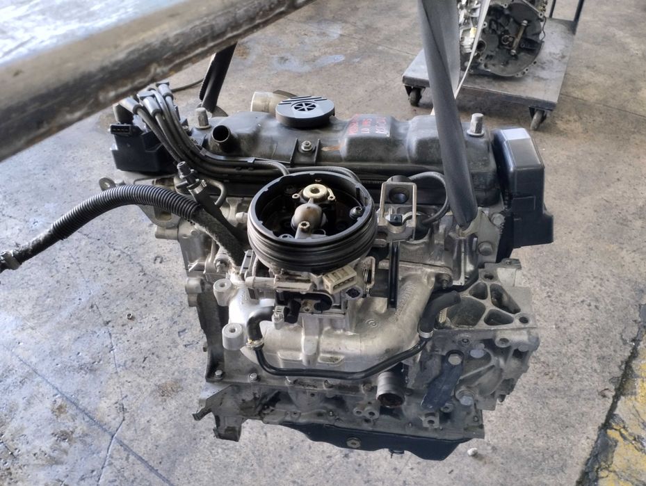 Motor Peugeot 106 1.0