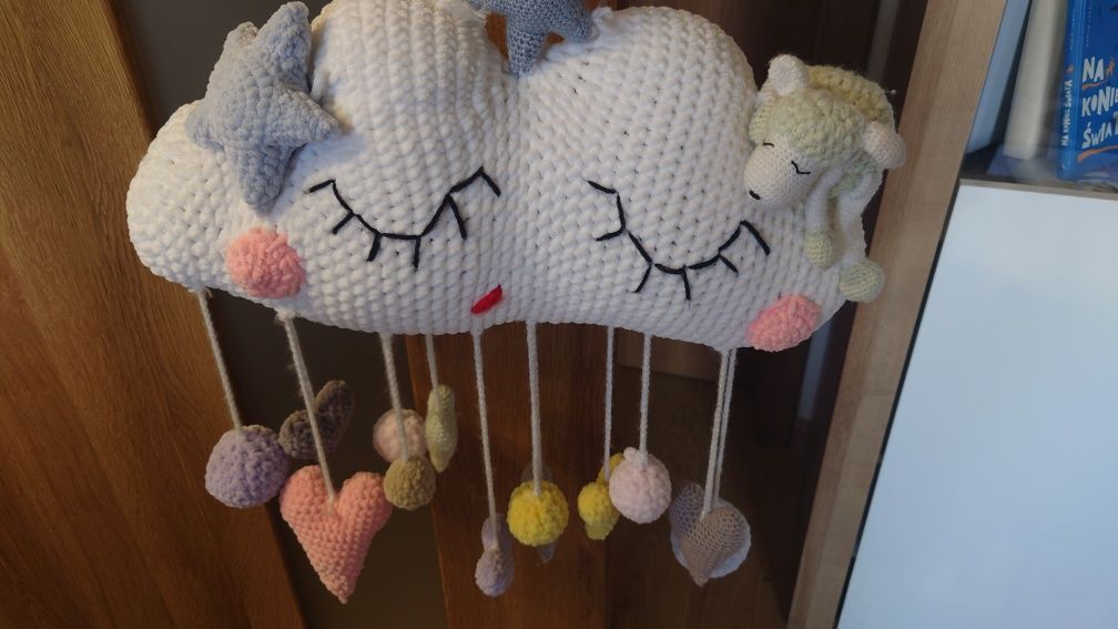 Dekoracja do pokoju dziecięcego,chmurka z włóczki. Handmade montessori