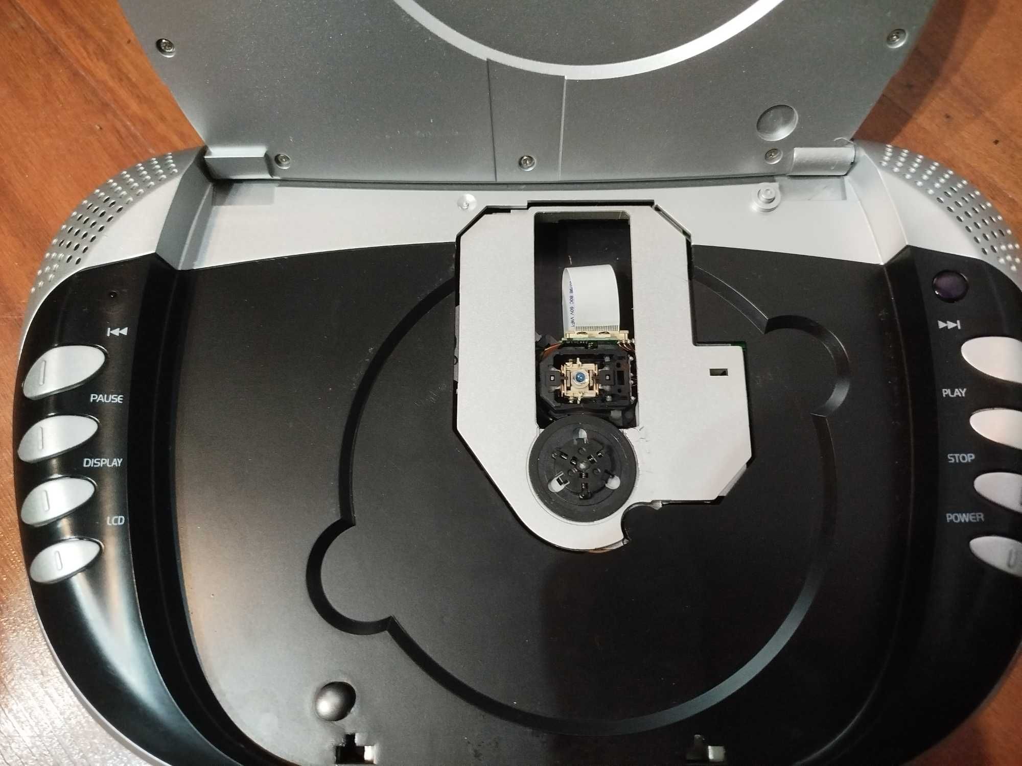 Odtwarzacz DVD Lumatron, DVDM76-2