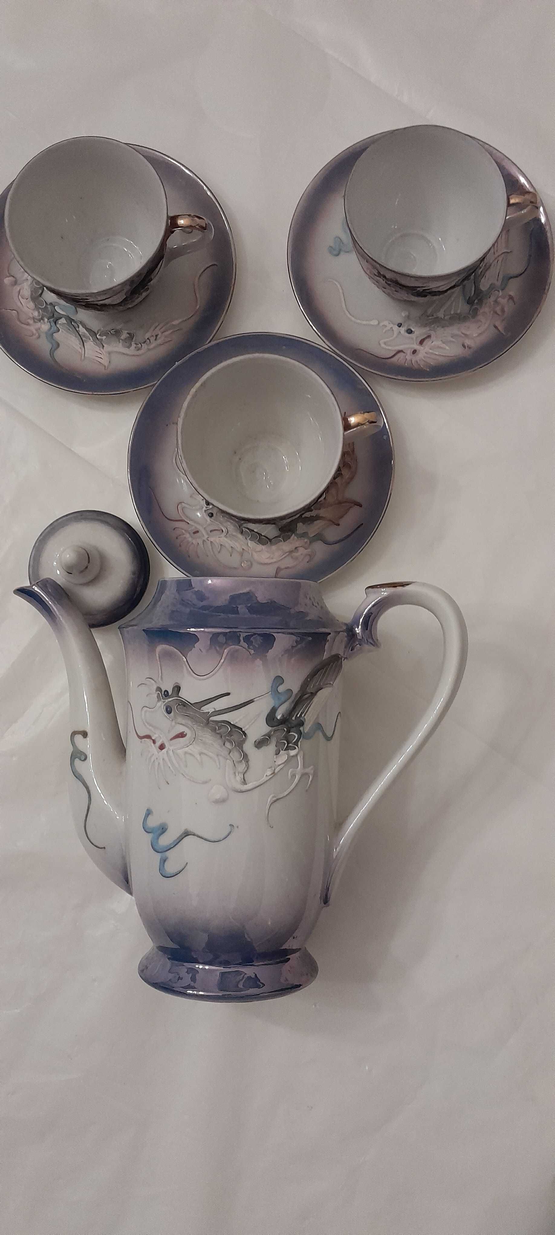 Bule e Chávenas Porcelana Japonesa
