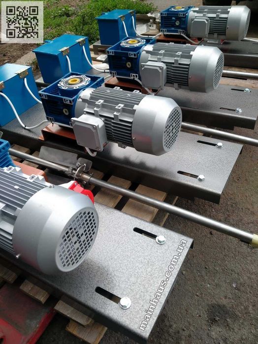 смеситель корму для тварин змішувач для єврокуба міксер для куба нерж.