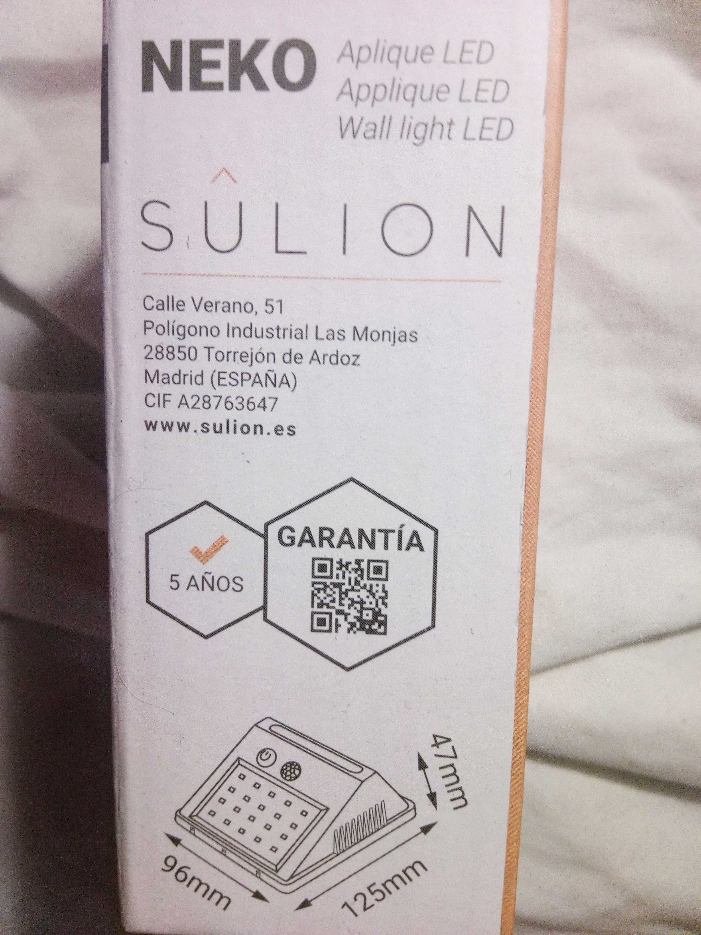 Luz com Sensor de movimento com painel solar Neko 2,8W 5€