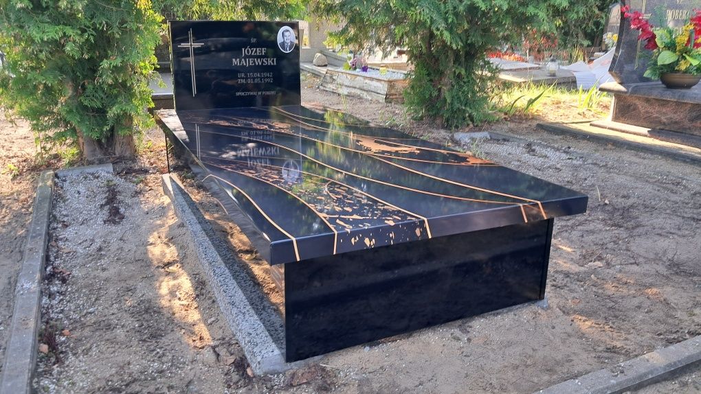 Nowoczesne Tanie Nagrobki Kompozytowe 6100 zł z montażem Cały Kraj.