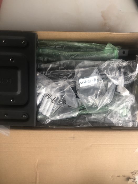 Настіний поворотний кронштейн  для телевізора Bontec ct-135b