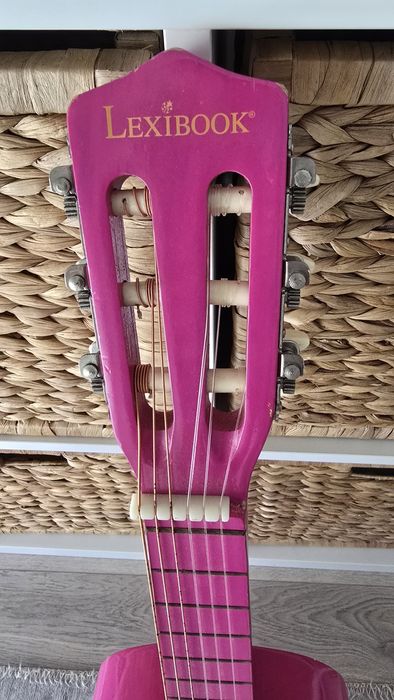Guitarra criança