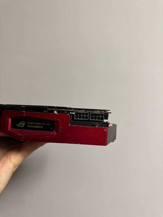 Ігрова відеокарта Asus ROG MATRIX PLATINUM GTX 780TI 3GB GDDR5