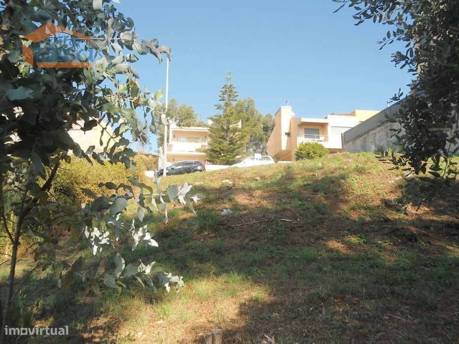 Lote de Terreno (com vistas para o Porto) em Rio Tinto