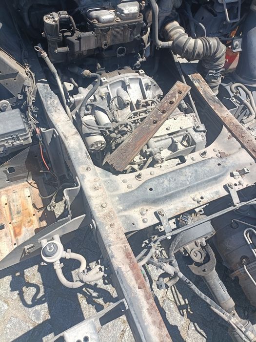 Isuzu n35  para pecas