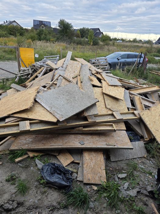 Oddam drewno z budowy za darmo