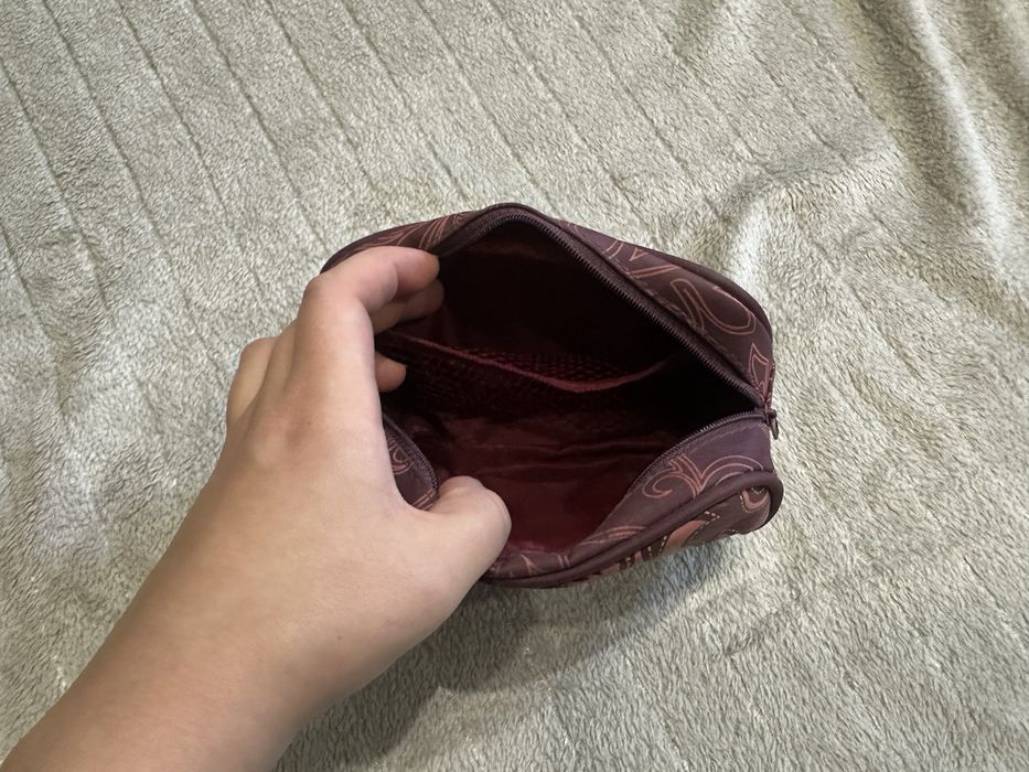 Косметичка жіноча