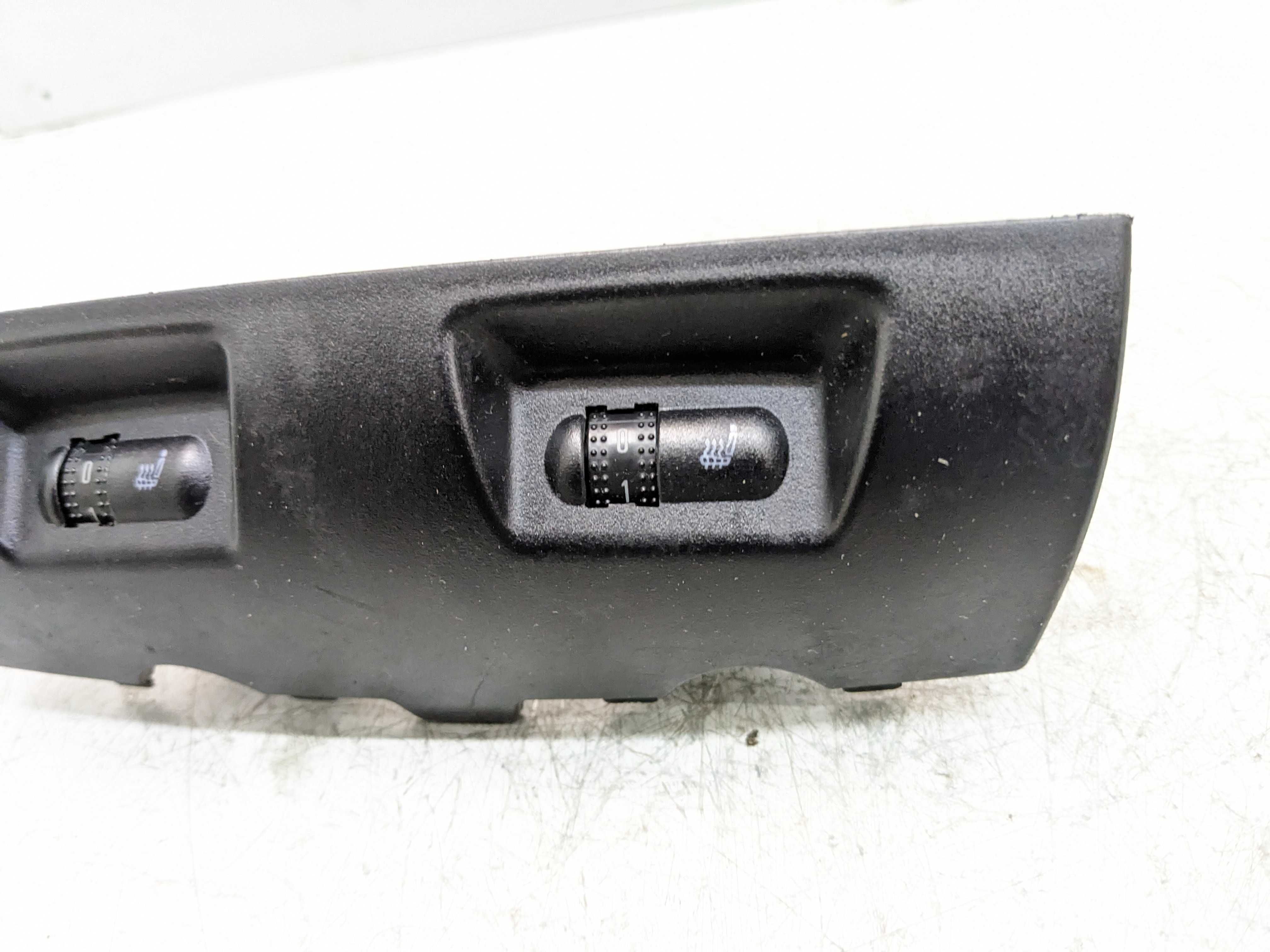 Seat Ibiza 3 III Panel Przyciski Przełączniki Podgrzewania Foteli