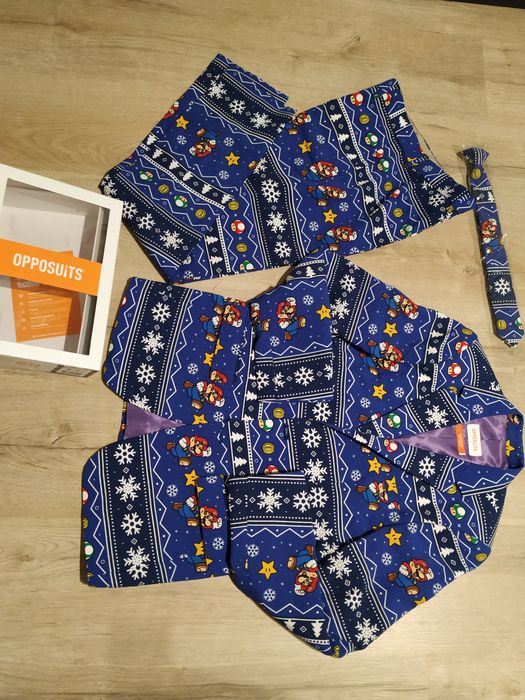 Opposuits garnitur Merry Mario Bros świąteczny