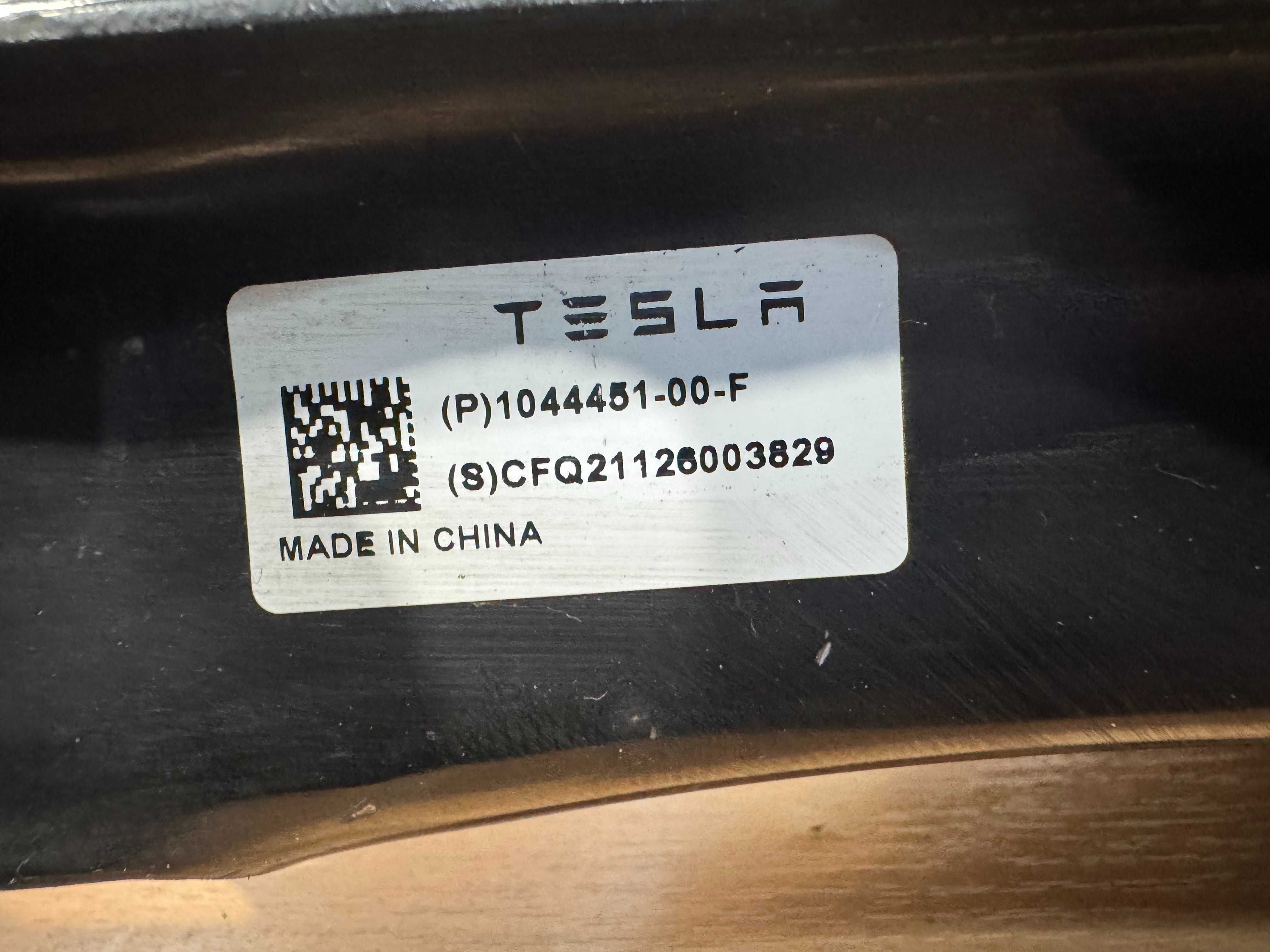 Ричаг задній нижній під пружину Tesla model 3/Y