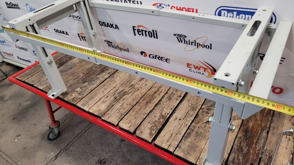 Стойка для кондиционера.