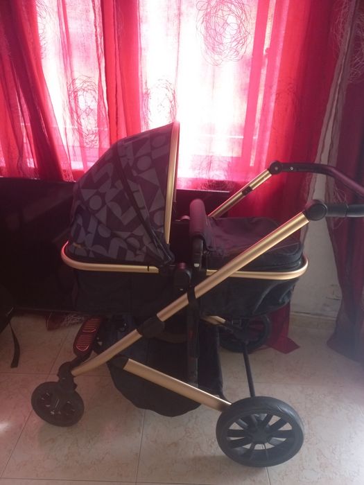 Carrinho de bebé 3 em 1