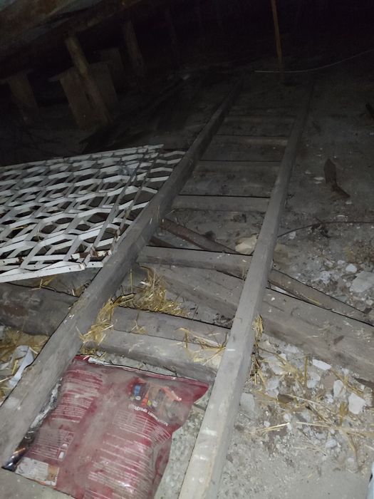 Драбина металева для даху,стацілнарна ,4,5 метра