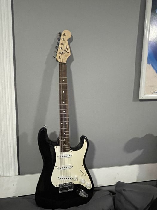 Gitara elektryczna  Squier Fender w stanie bdb Okazja