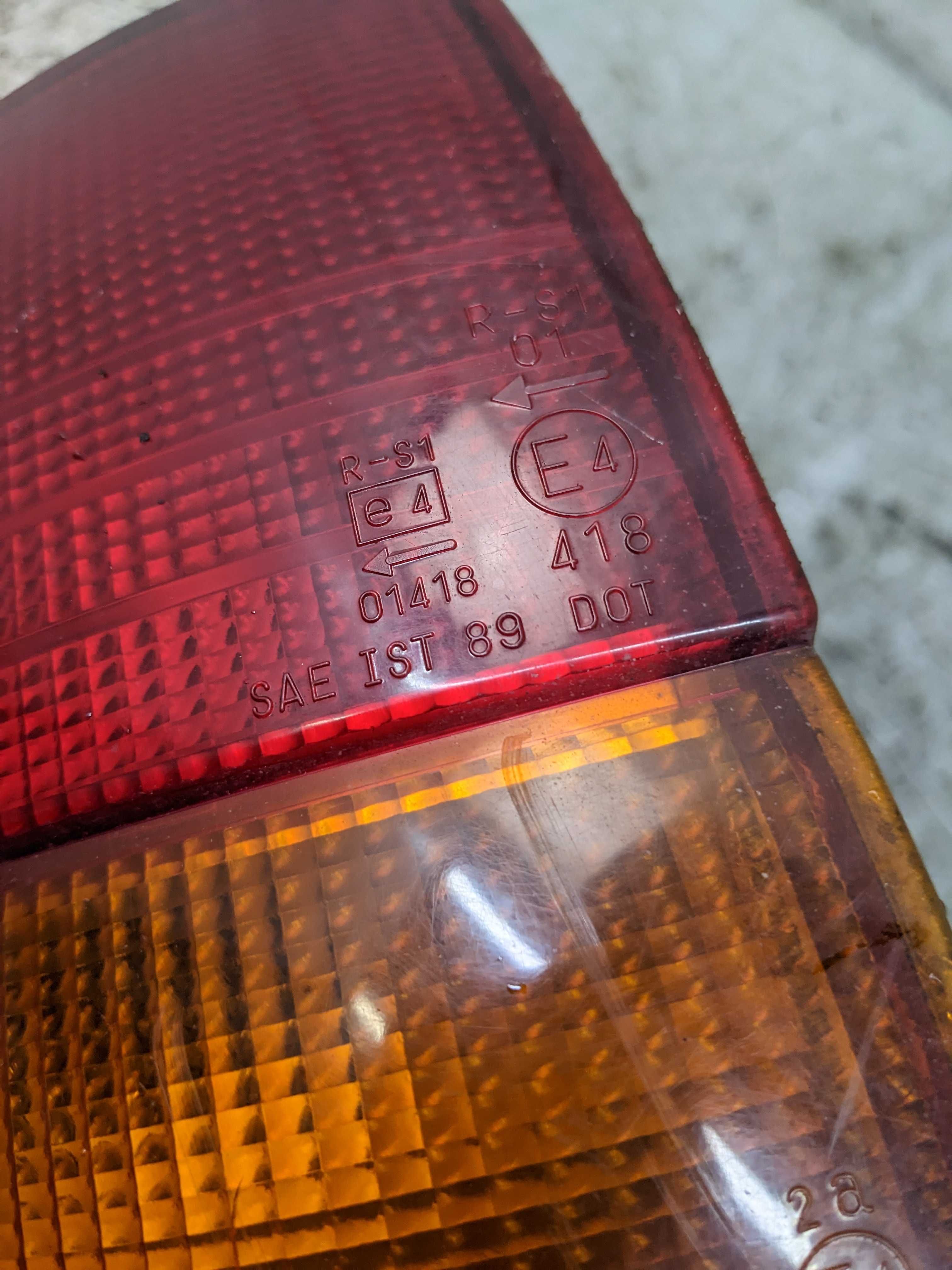 Mitsubishi Space Runner I Lampa Lewa Tylna Lewy Tył LT