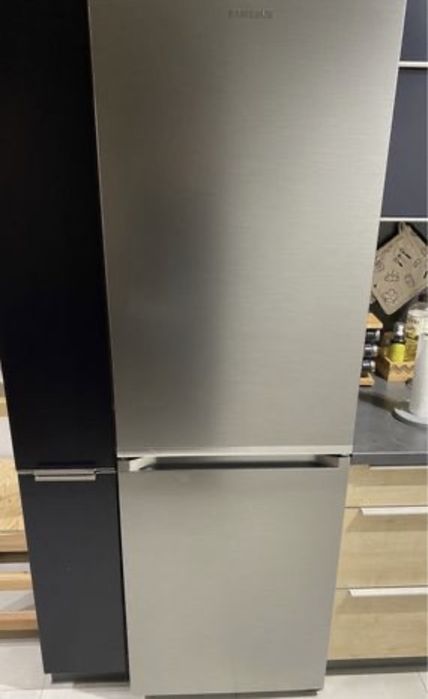 Lodówka uszkodzona samsung chef collection RB33J8797S4/EF