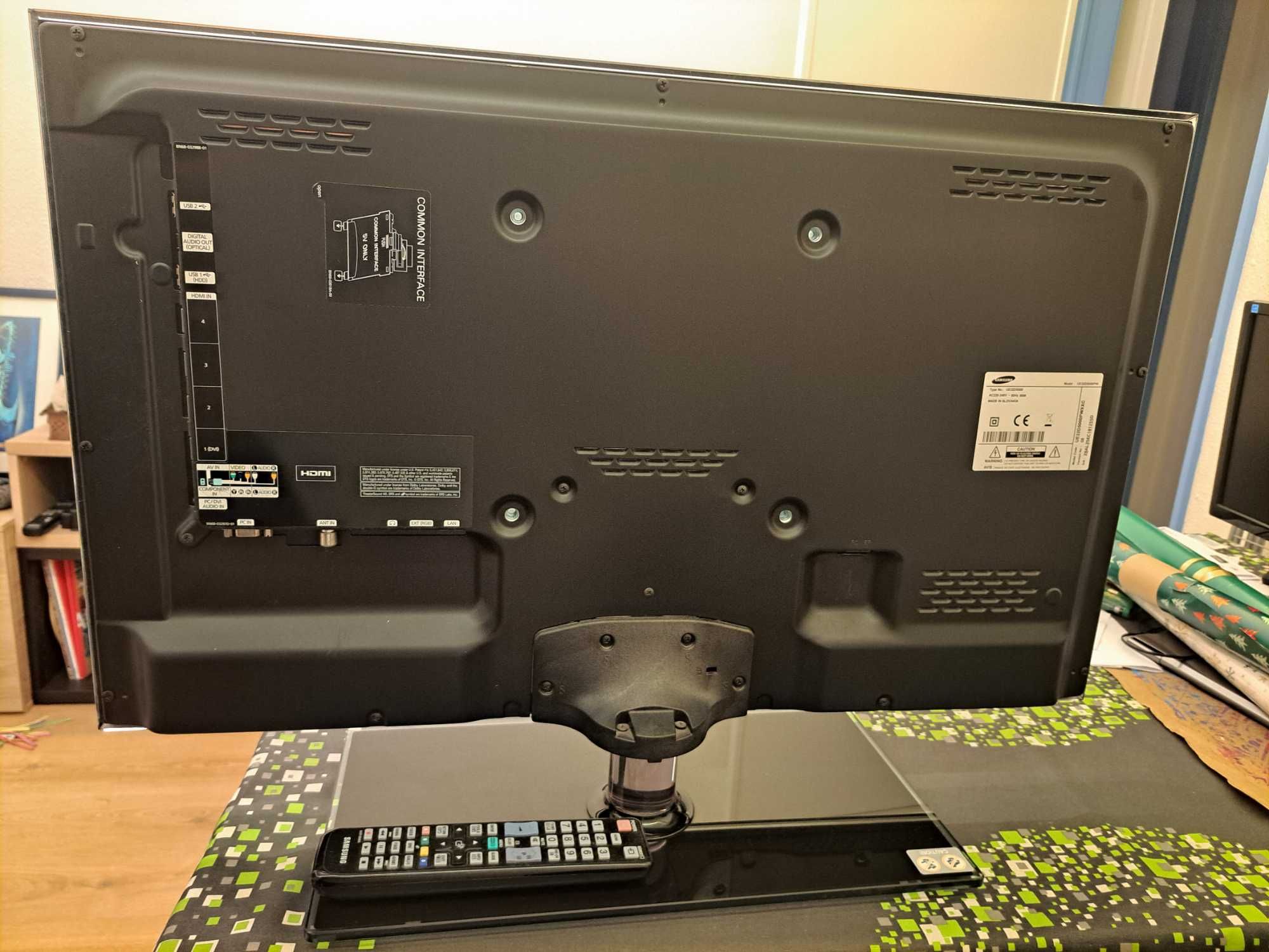Televisão Samsung UE32D5000 P/ PEÇAS