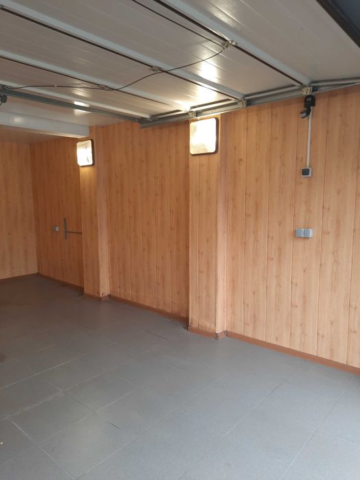 Продам гараж в центре, метро Я. Мудрого, ул. Студенческая