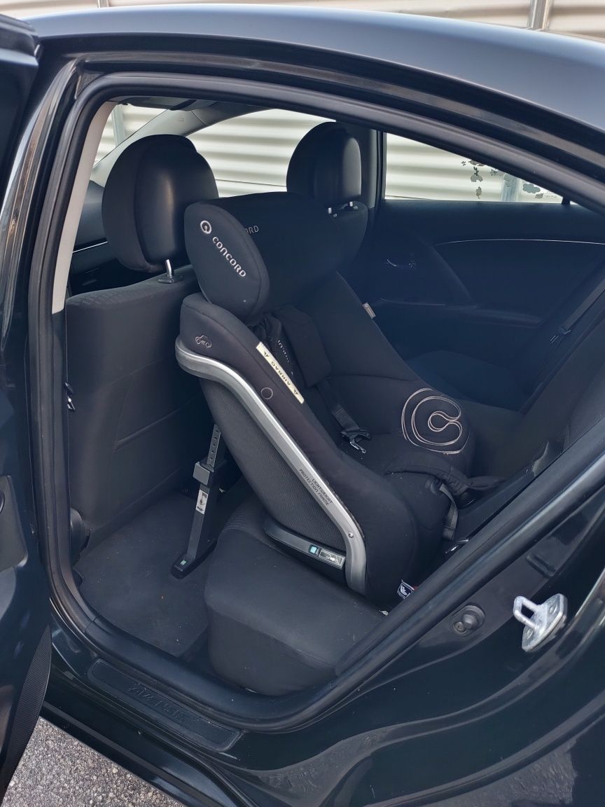 Concord Reverso Plus  I-Size,  isofix e redutores para recem nascidos