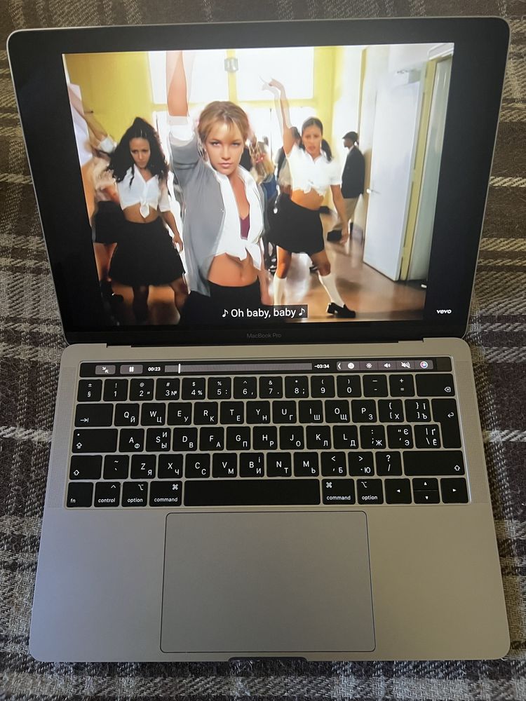 Apple MacBooK Pro 13 Silver 2019 Touch Bar/i5/8gb/128gb